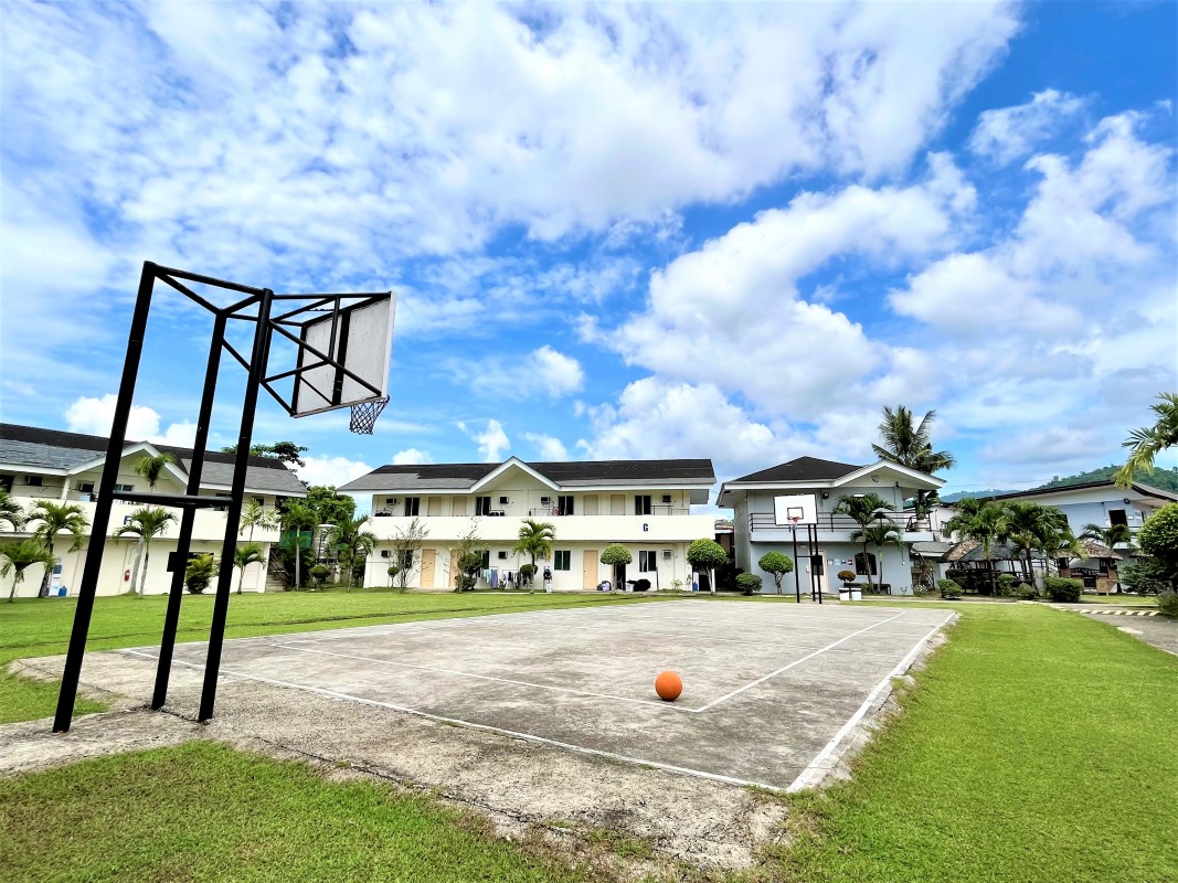 Basketball Yard - Campus View #3