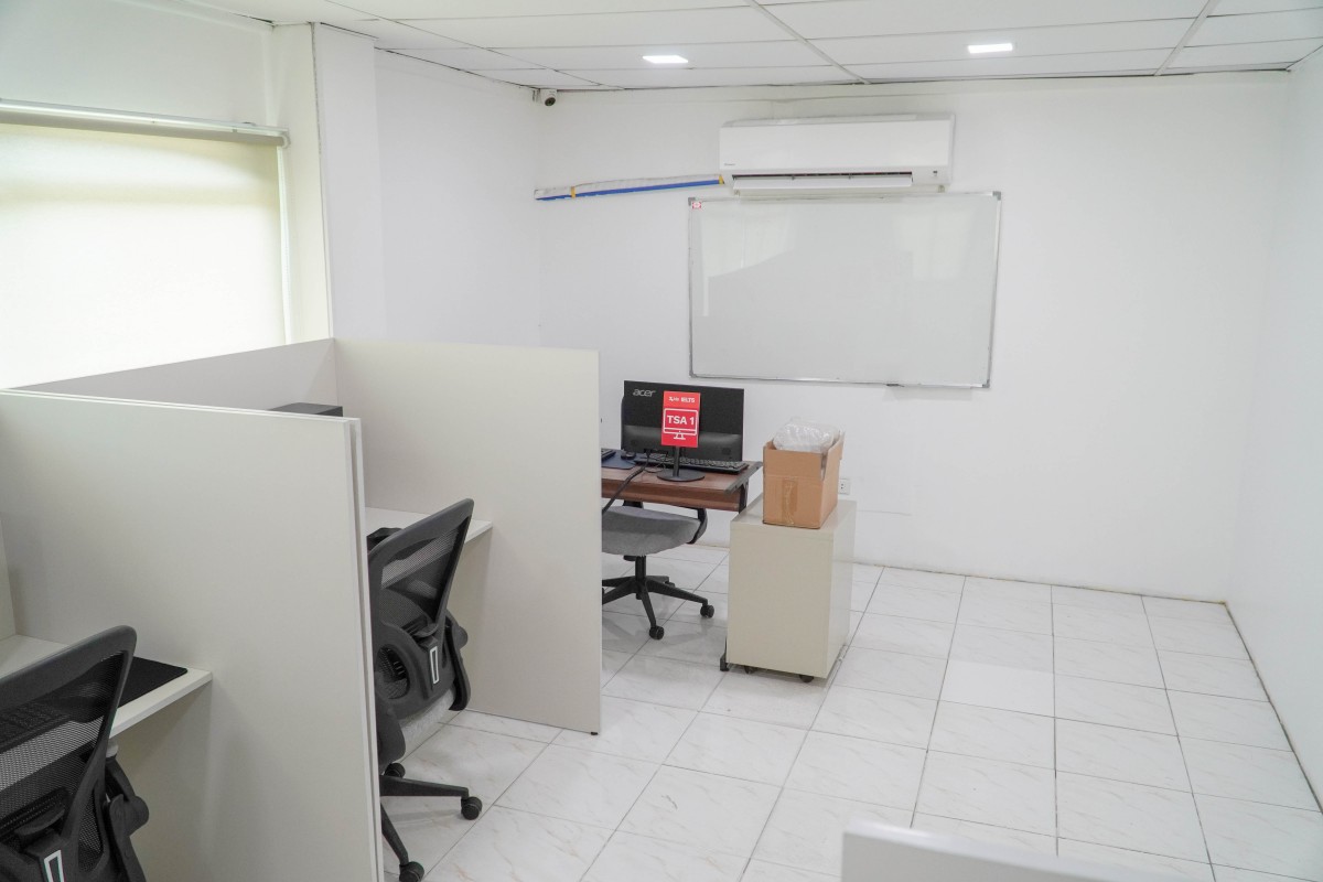 Fella2 IDP- IELTS Test center #2